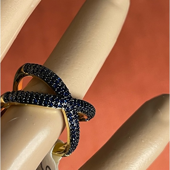 FASHION JEWELRY RING STAINLESS STEEL WOMEN GOLD /PURPLE STONES ADJUSTABLE SIZE 7 - Picture 3 of 5